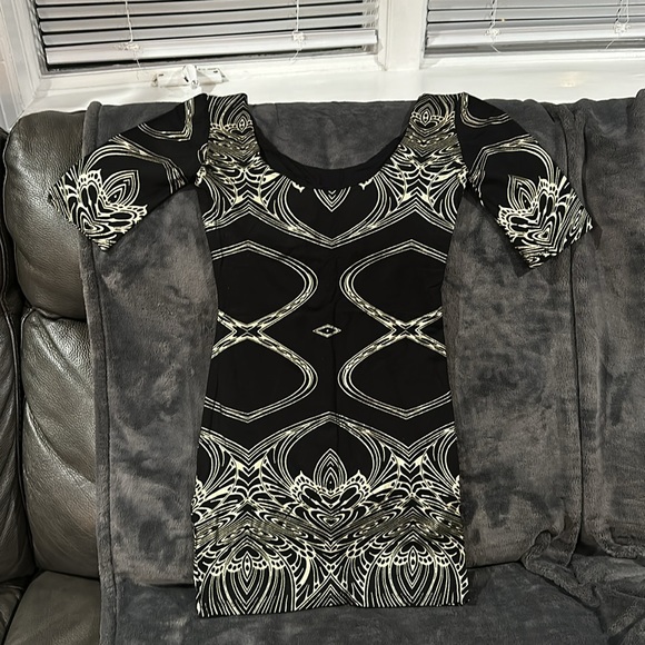 bebe black and gold dress - Picture 3 of 4